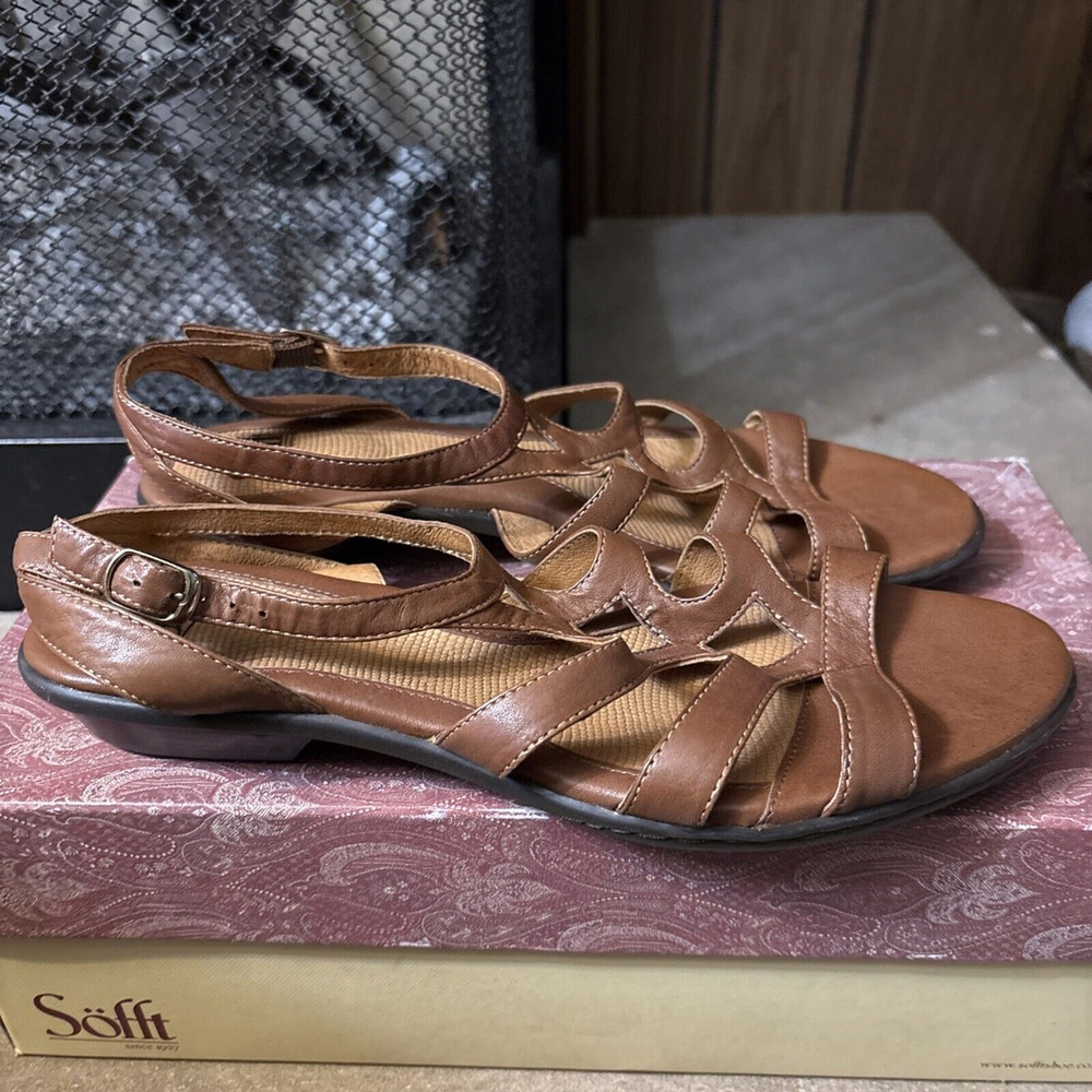 Sofft Rory 1227500 Strappy Sandal Womens US 9 Brown Leather Buckle NWB